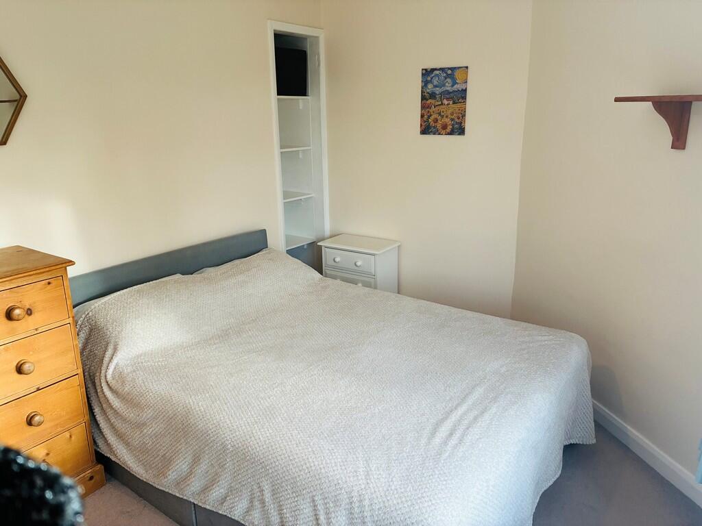 Bedroom2