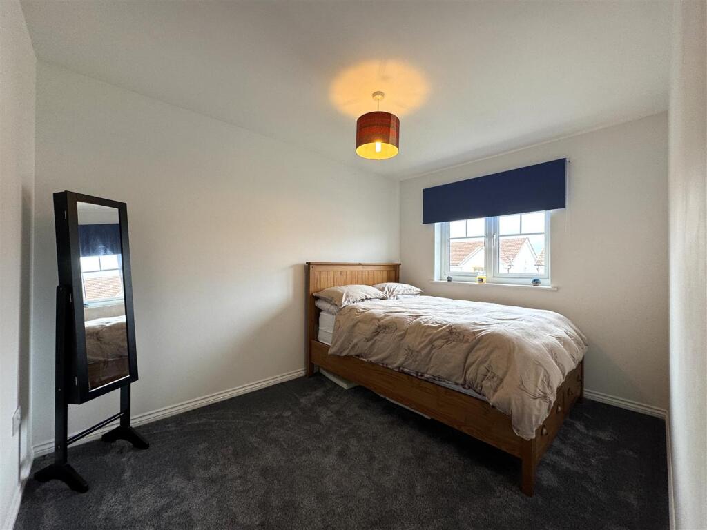 BEDROOM 2.JPG