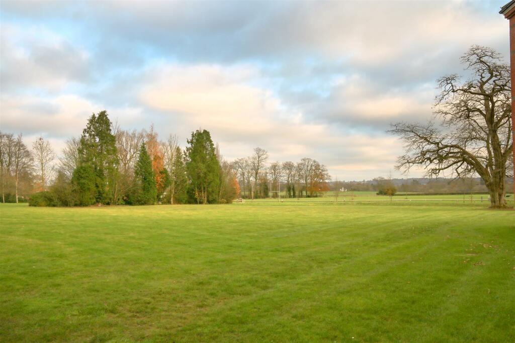 Napsbury Park.JPG