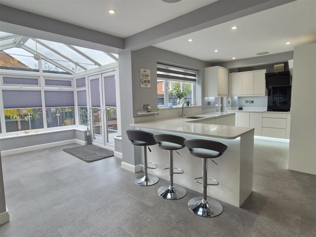 Open Plan Kitchen/Diner