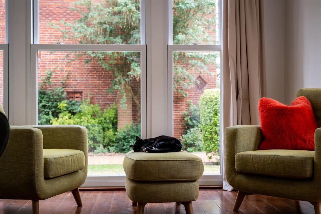 250801 - 26 Park Avenue, Bedford - 43.jpg