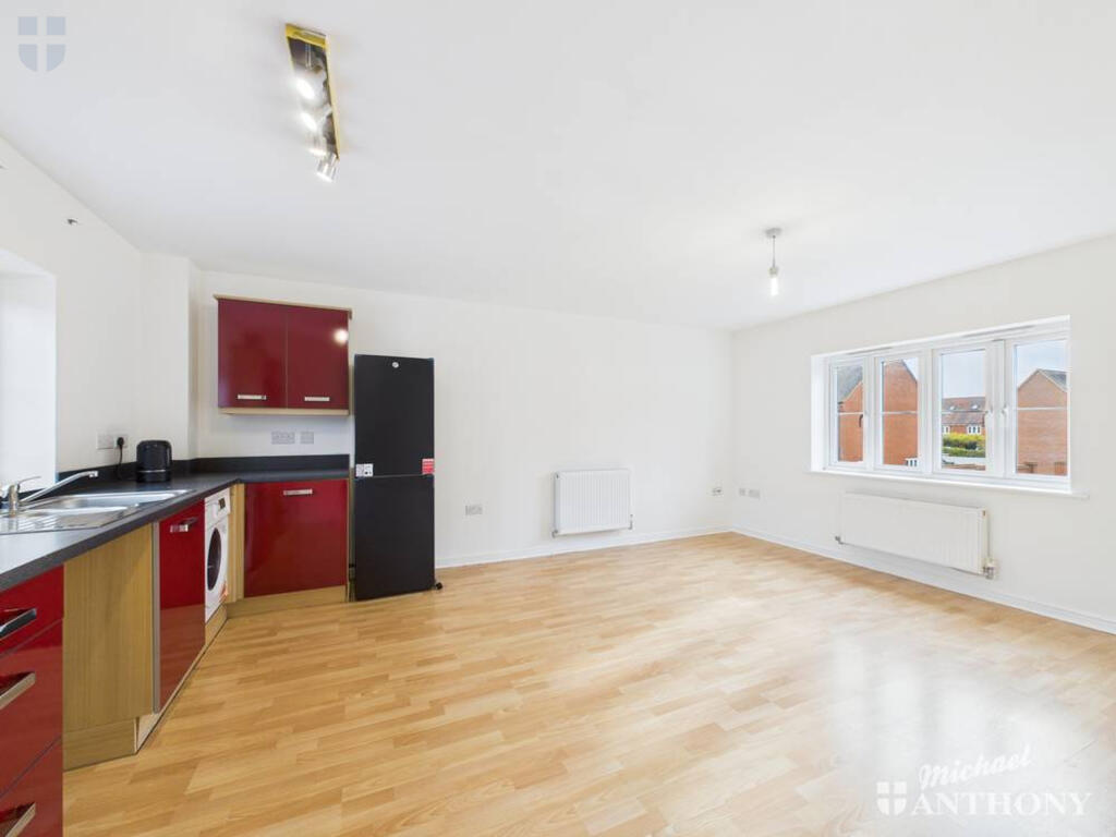 CAM03218G0-PR0803-STILL007-thumbnail-h750-70