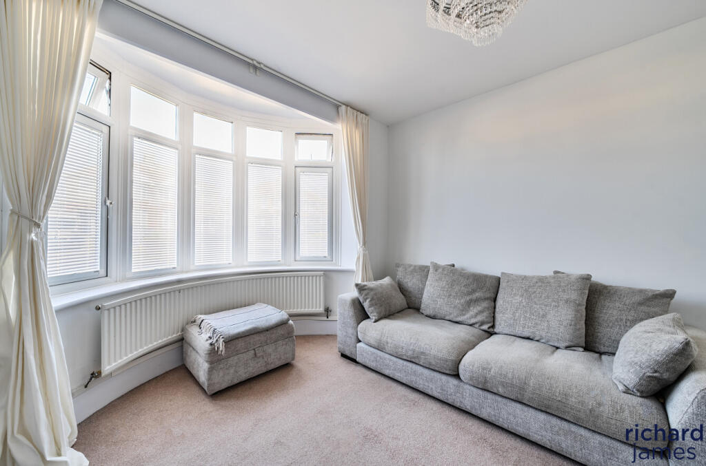 4a807a2b648b4341acac6f0afaf30ff8