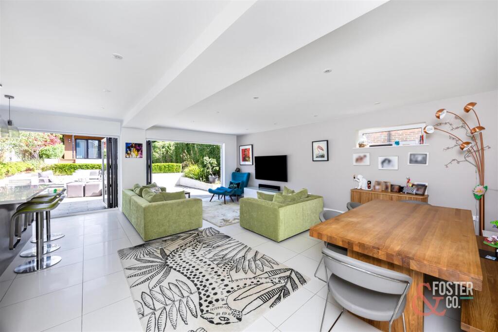 Benett Drive , 59-004.jpg