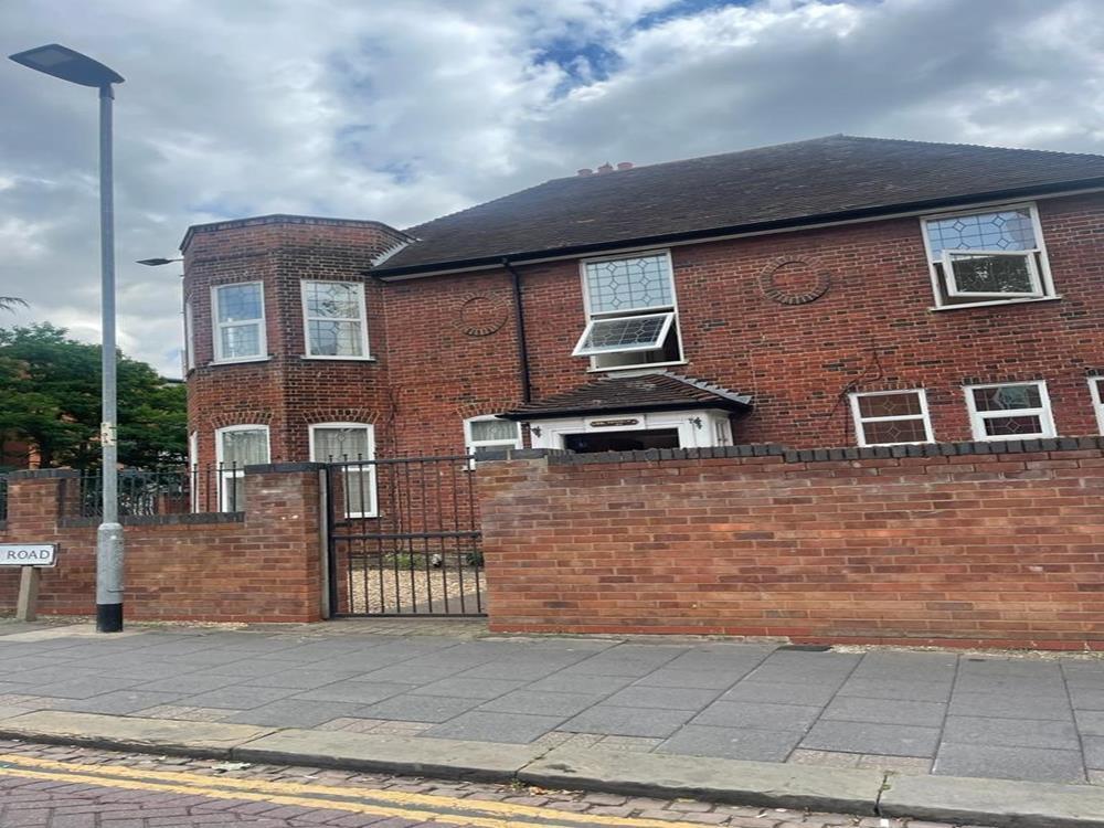 Bromham road 4