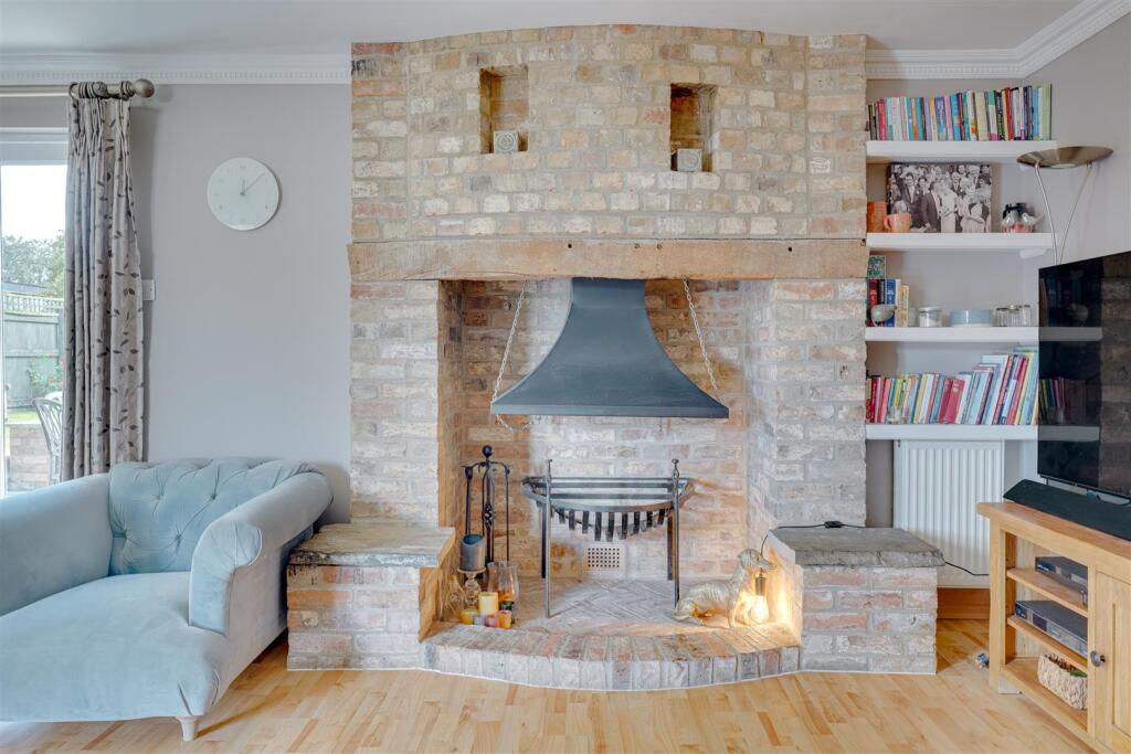 8 Isleham rd, Fordham--17.jpg