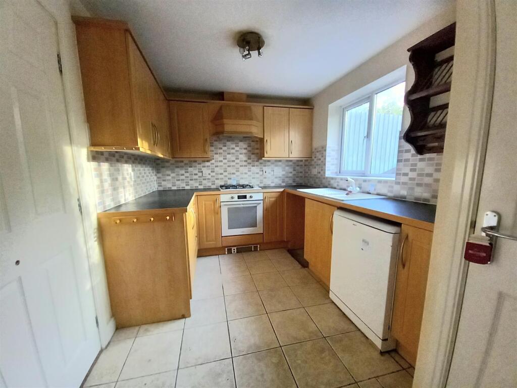 5 Pollards Kitchen.jpg