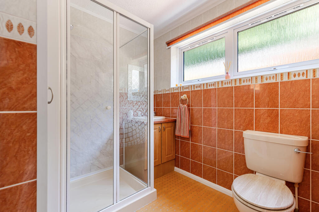 41 Rust Shower Room  Ebb Tide Higher Contour Road 