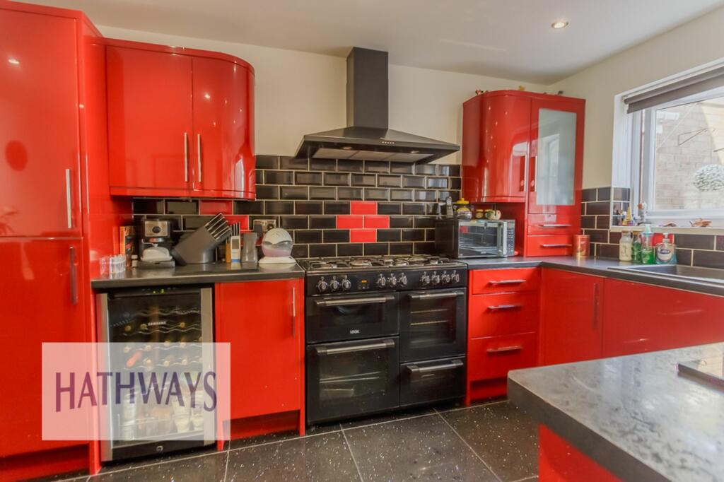 Fitted kitchen/diner