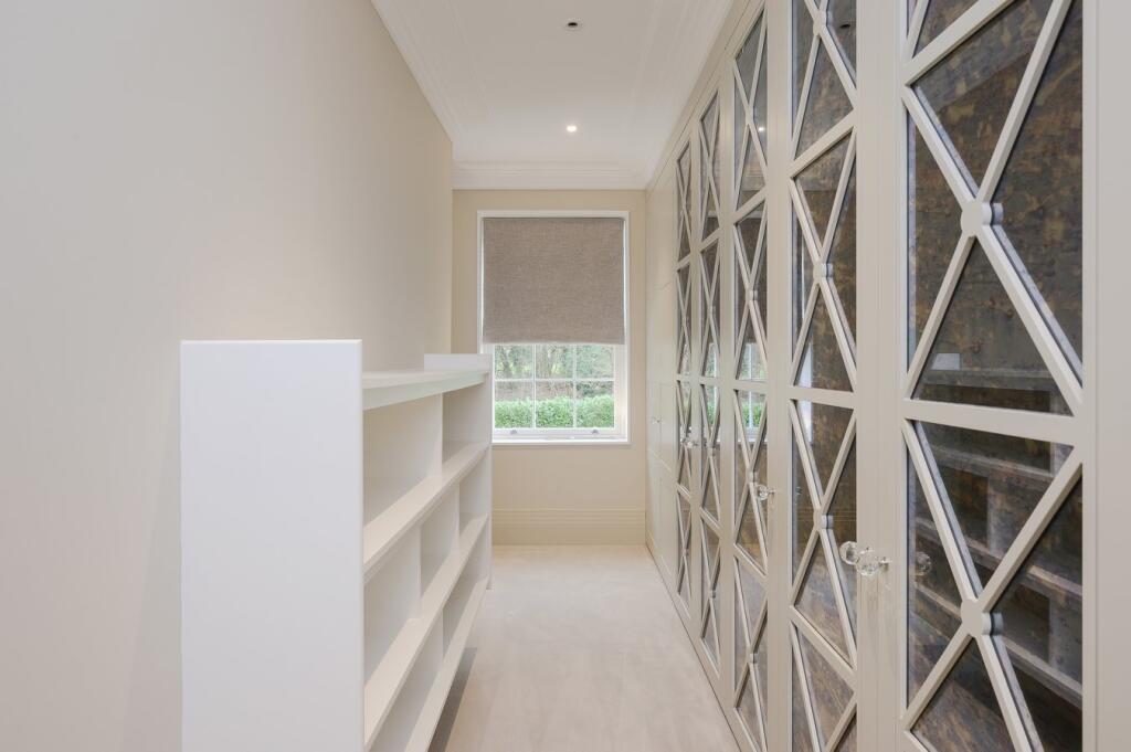 Dressing Area in Principal Bedroom