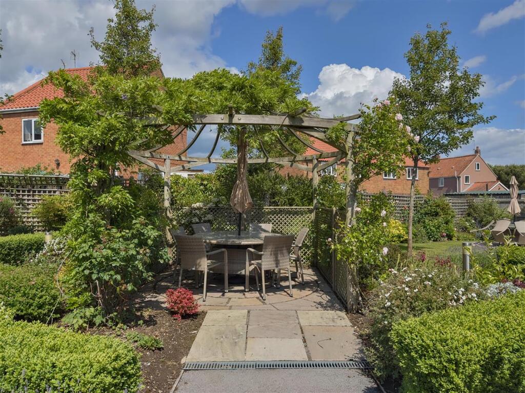 Screenshot 2025-10-23 at 14.16.31.jpg