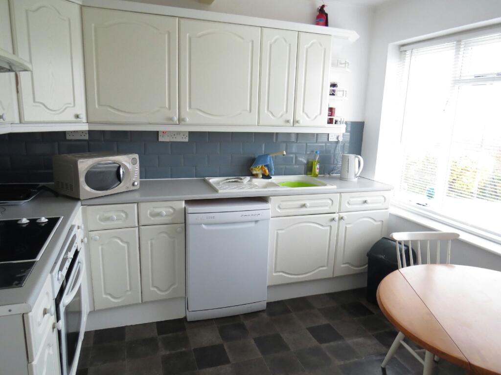Kitchen / Breakfast Room