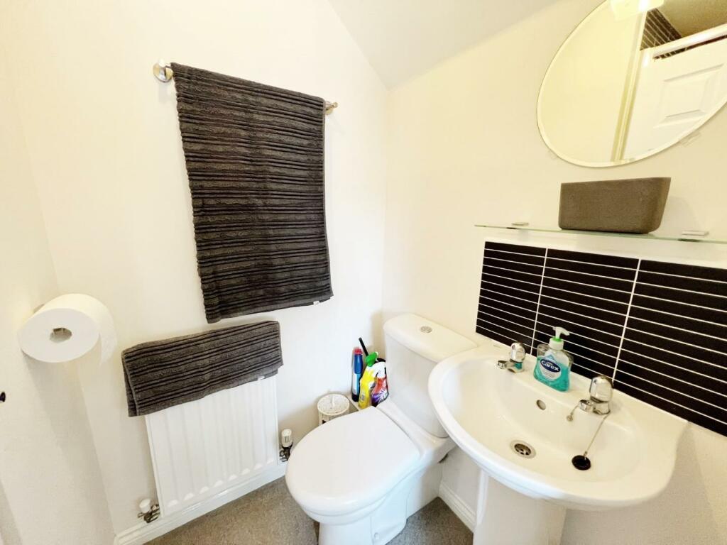 En Suite To Bed 2.jpg