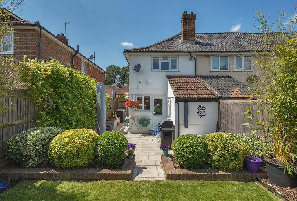 1309932-6-6852c55...