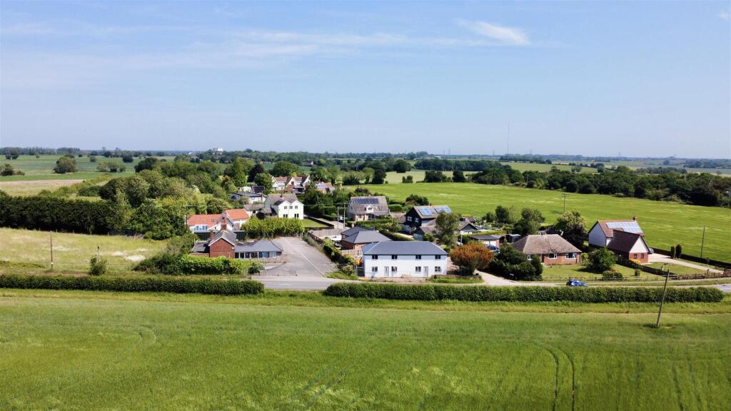 dji_fly_20250612_110140_660_1749722560826_photo_op