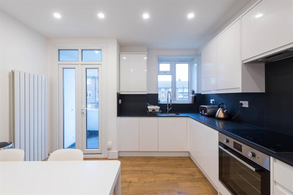 22_Lindley_House-10.jpg