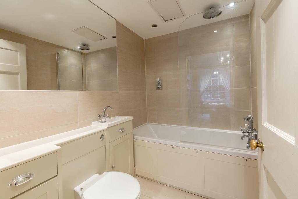 20. Ensuite