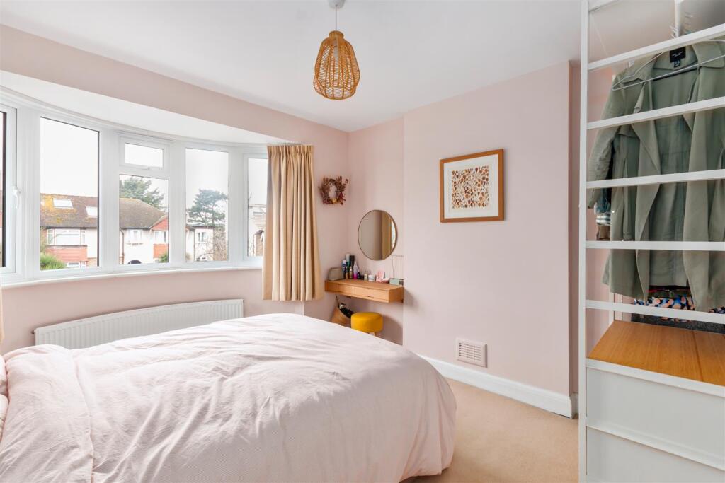 Thurlestone Avenue
