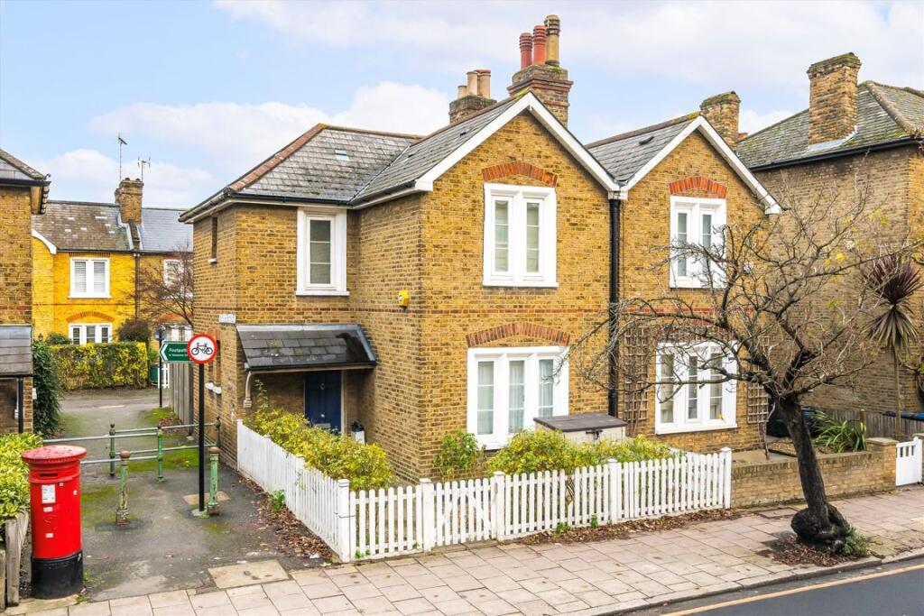 Hartfield Road, Wimbledon