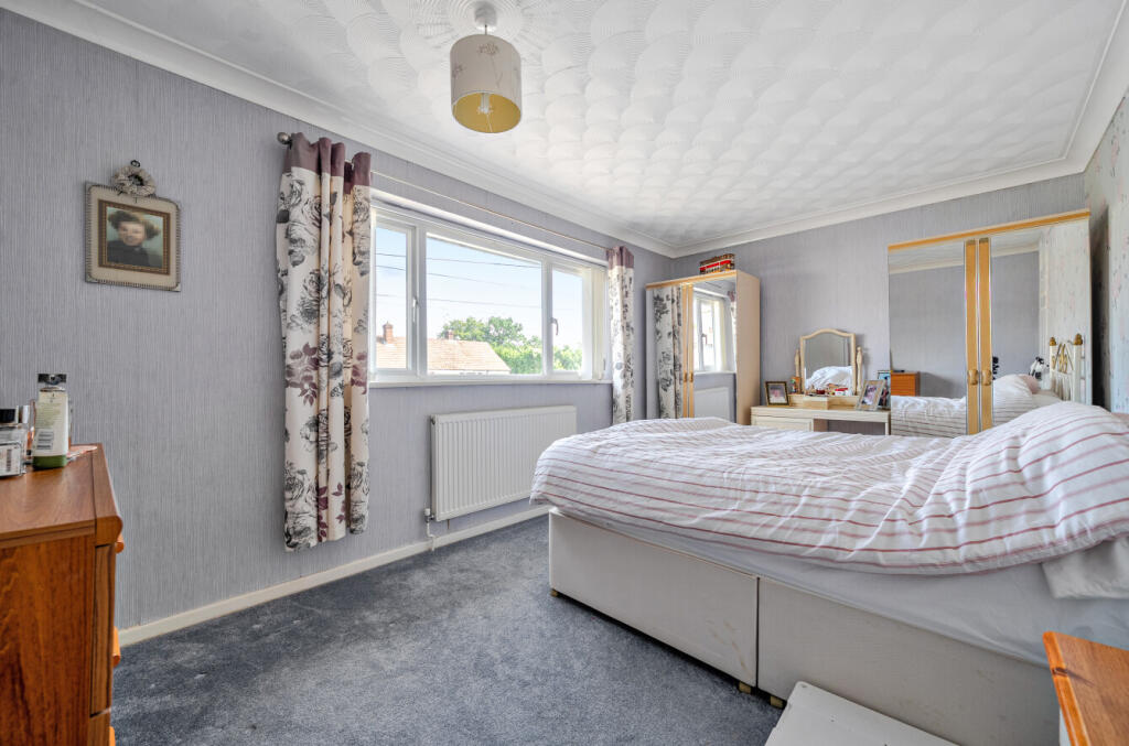 1340663-9-689dea6...