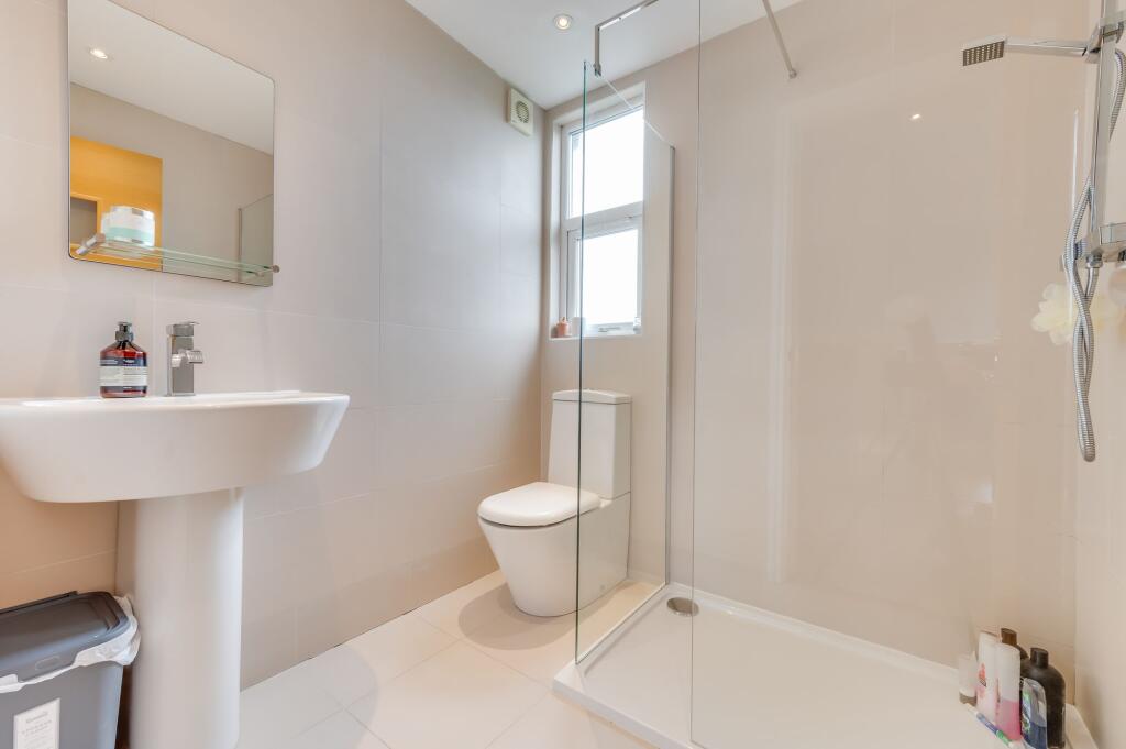 BEDROOMS AND BATHROOMS