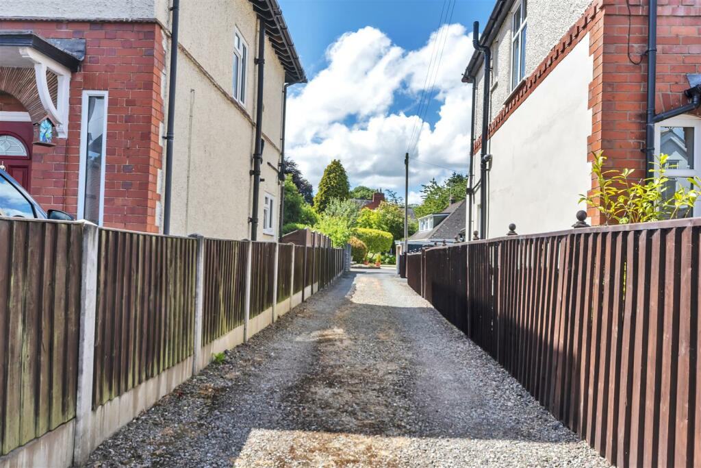 Driveway &amp; Parking