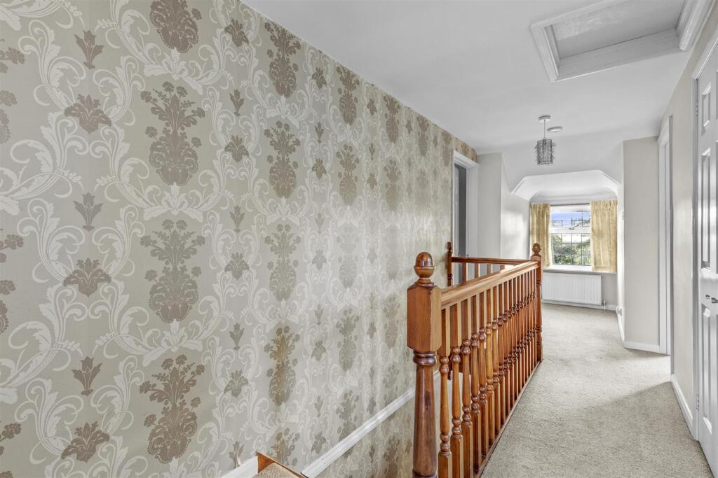 81 Sheepcote Dell Rd, HP15 6TL-9.jpg