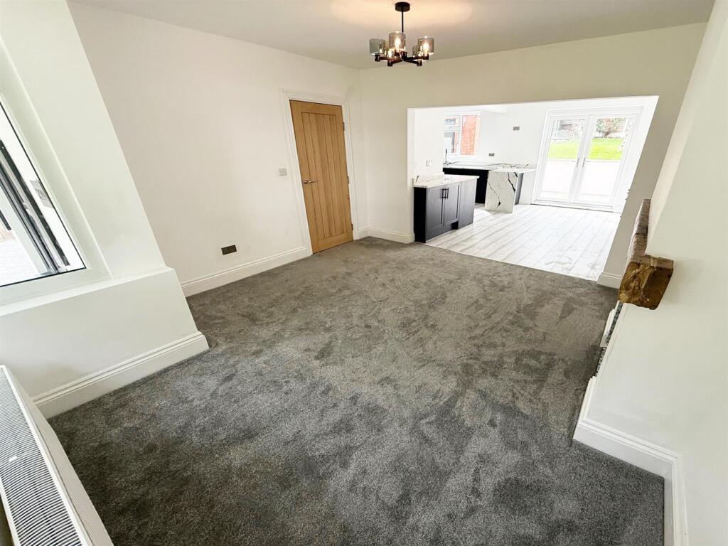 Open Plan Kitchen, Dining &amp; Sitting Room (10).jpg