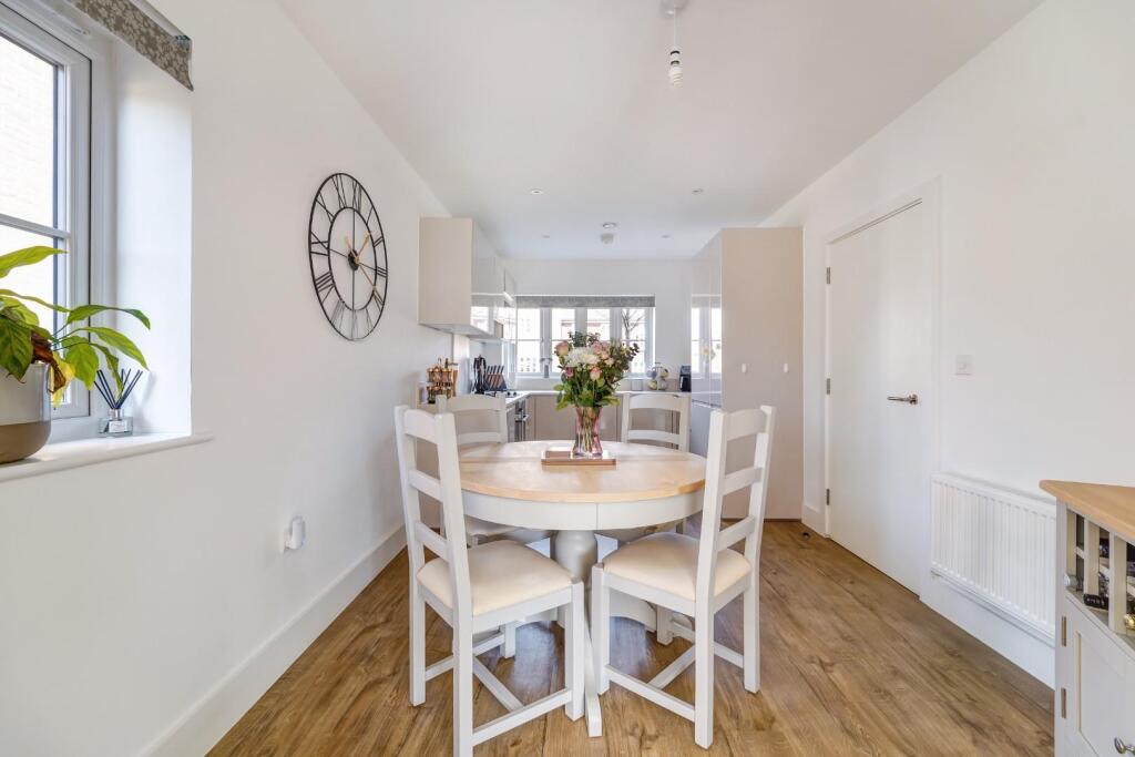 AYLSHAM ROAD  (3).jpg