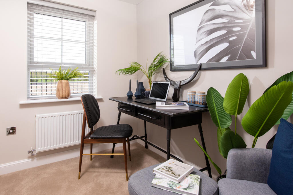 Romans Quarter Kingville 4 bed home Study internal