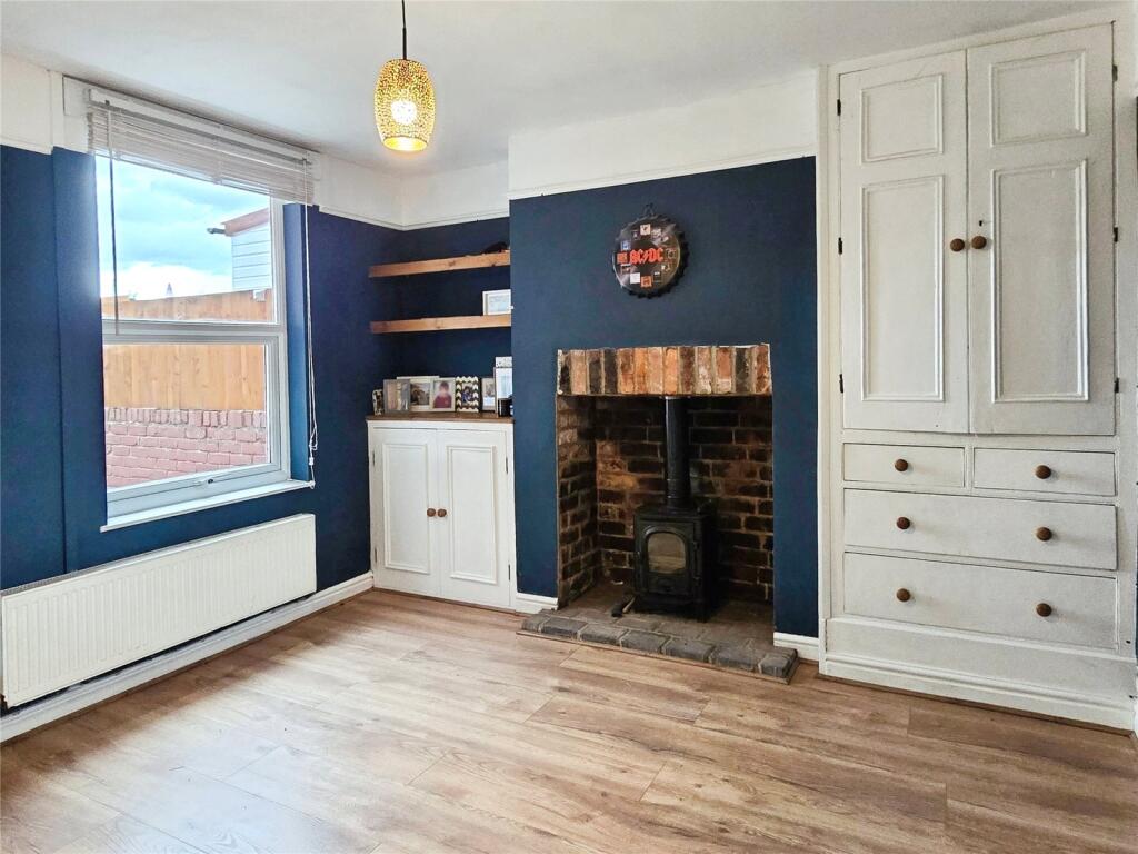 Sitting/Dining Room