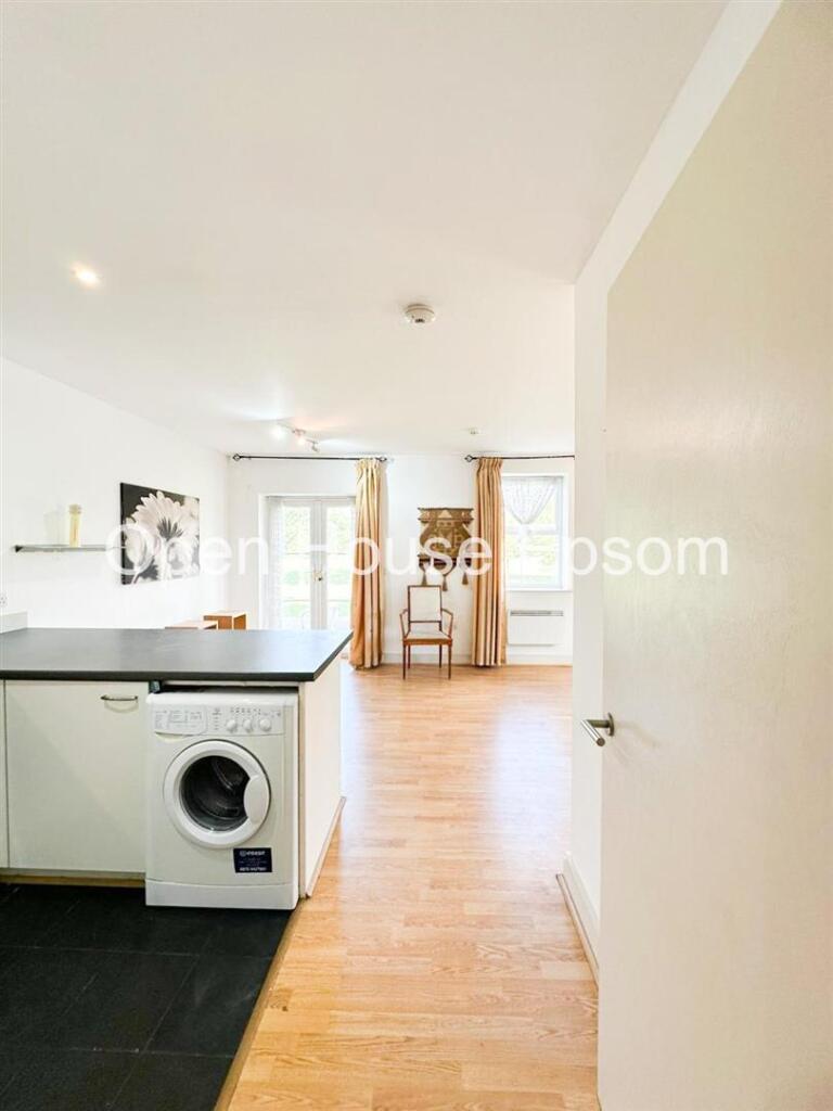 WhatsApp Image 2025-09-09 at 11.37.21.jpeg