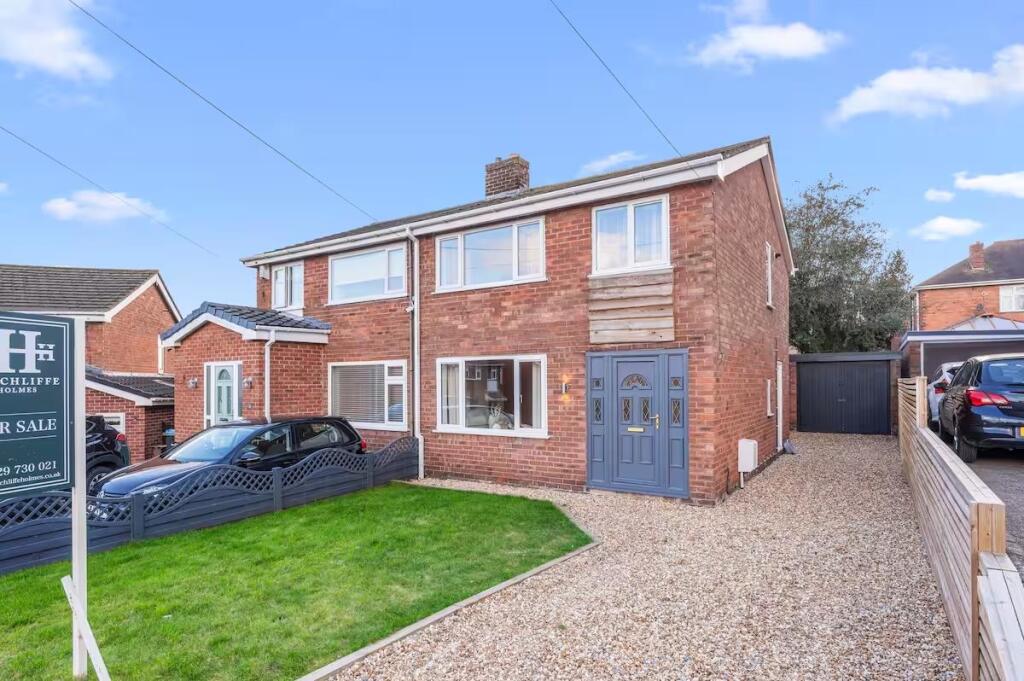 23 Oathills Drive-021.jpg