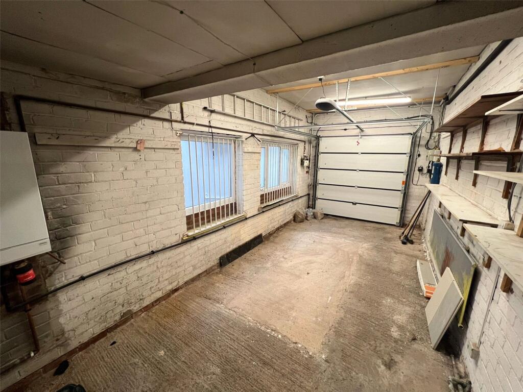 Tandle Hill Road, Royton, Oldham, Greater Manchester, OL2