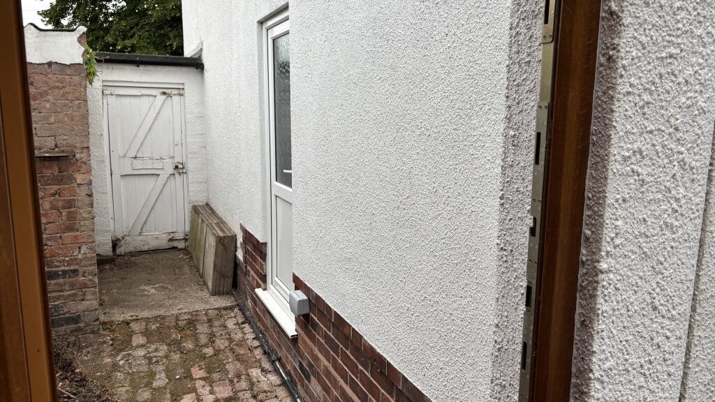 Side entry left.jpeg