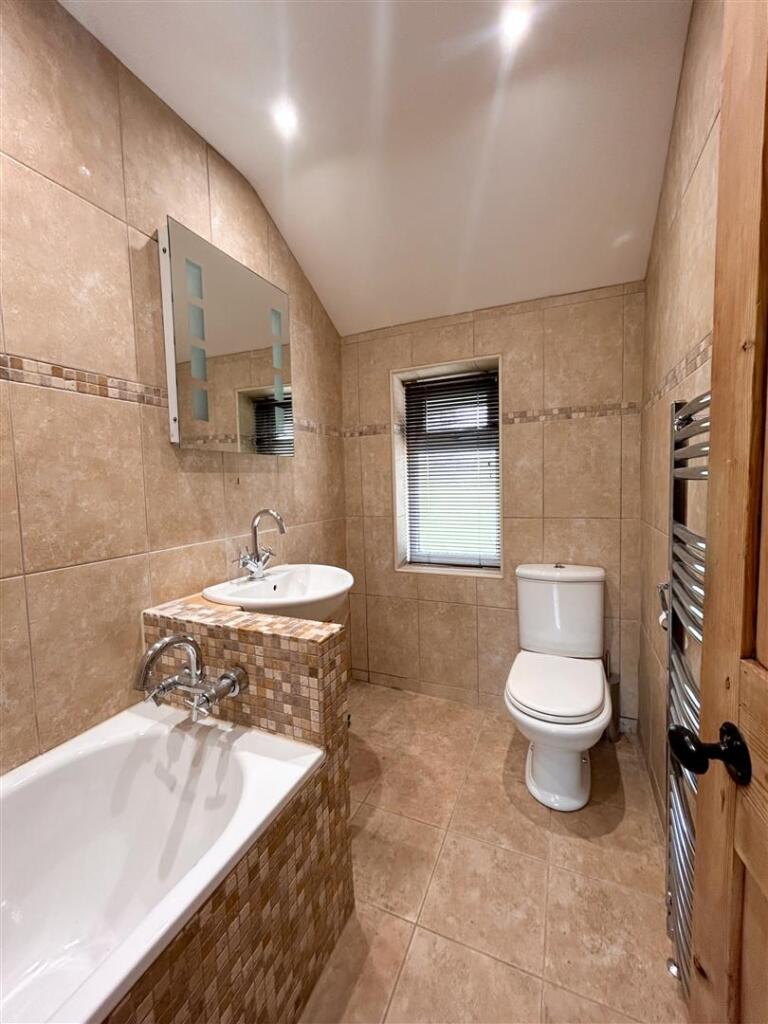 Bathroom 2 Palatine .jpeg