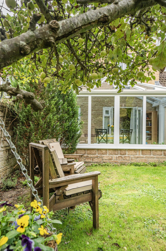 1347021-27-68c066...