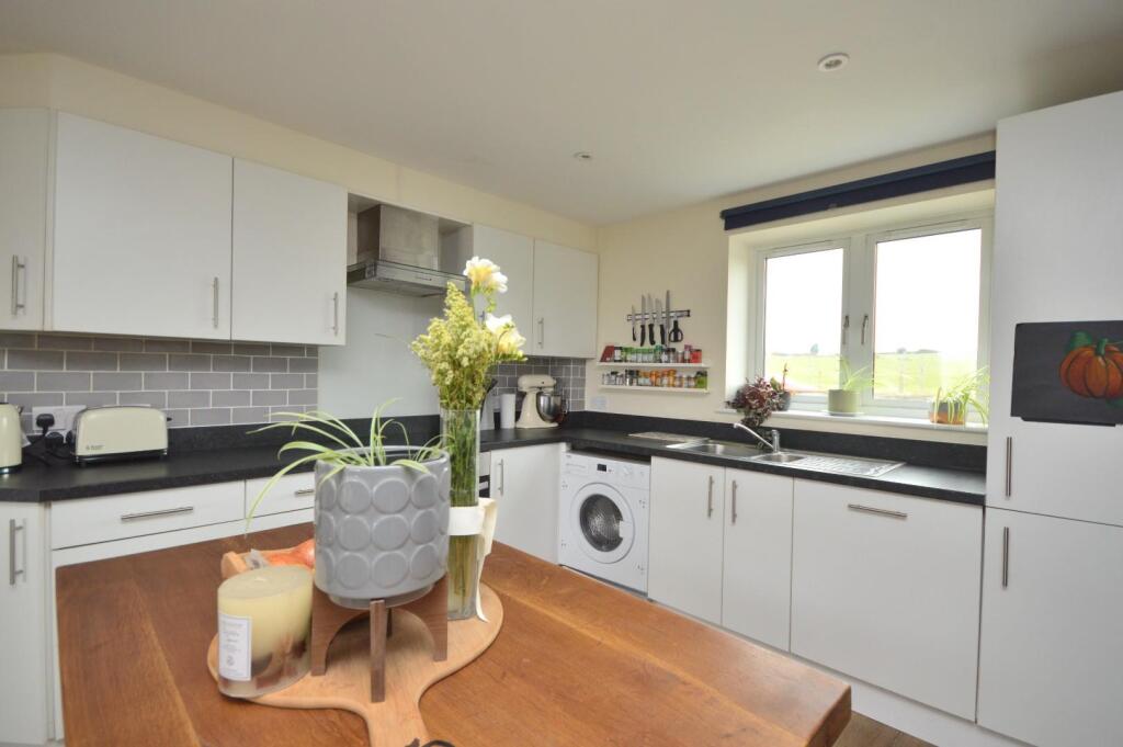 Open Plan Kitchen/Dining/Living Area