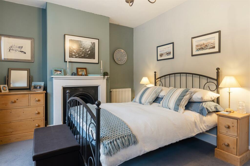 A18 - 37 Ford Valley Dartmouth - 241114.jpg