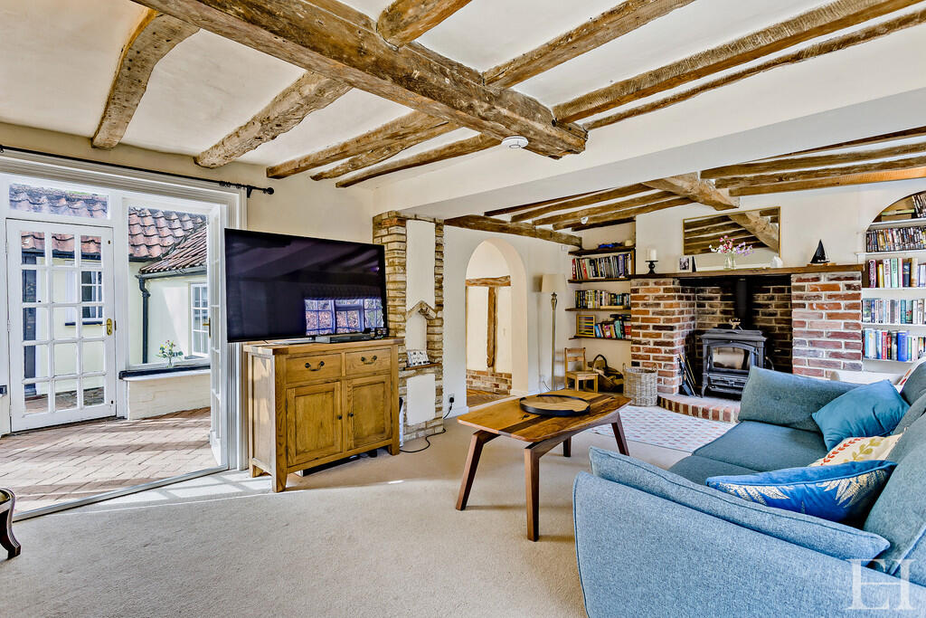 8644160-interiorW...