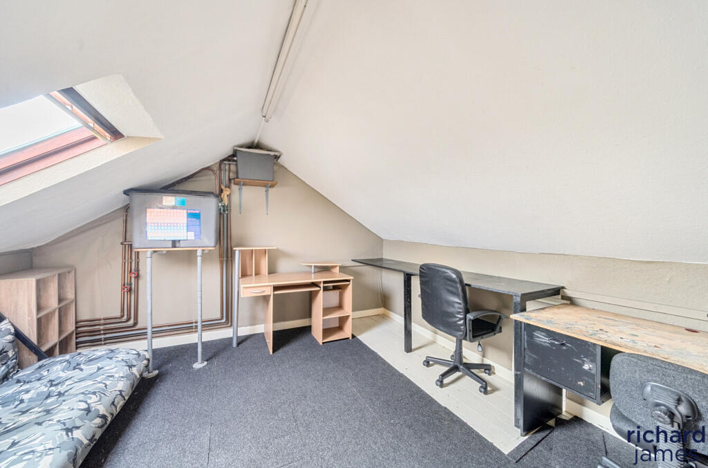 c0eda636317f40f9ac0dbe0fea4a080e