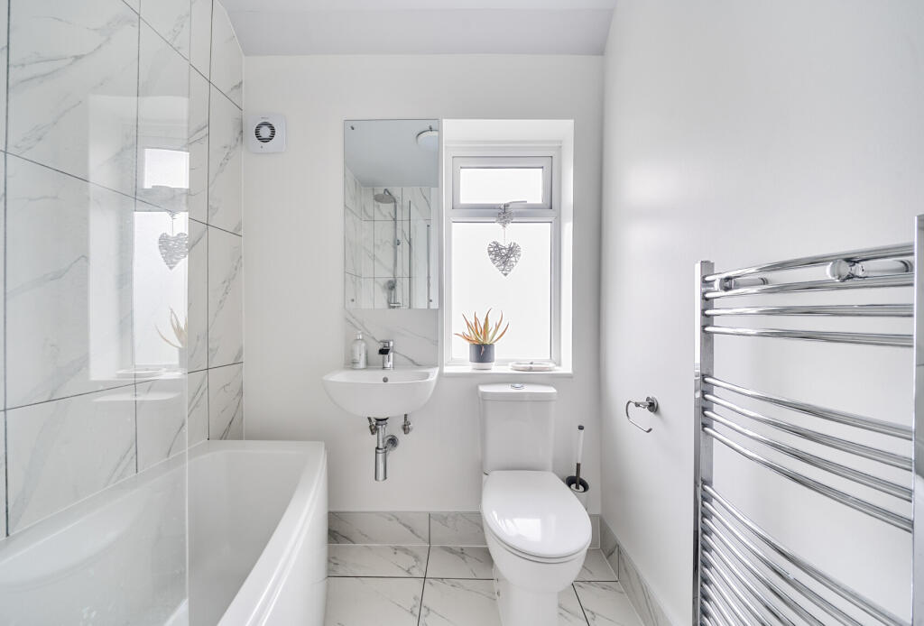 1294200-8-6825bd2...