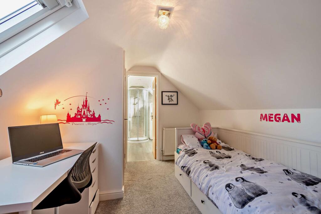 Bedroom and En-suite