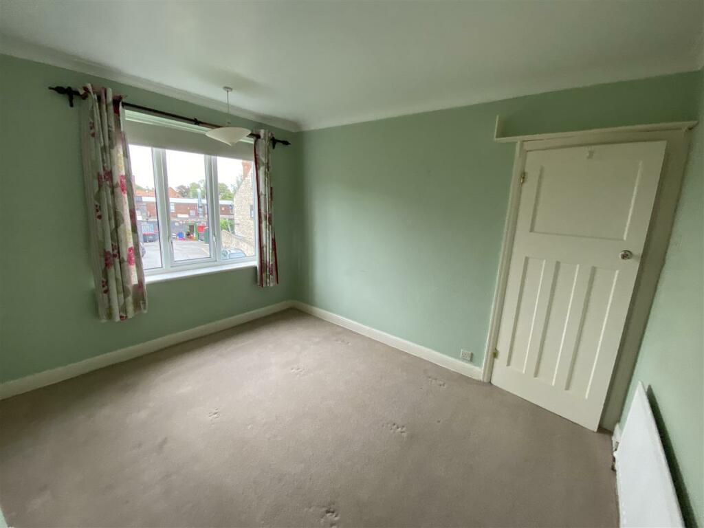 Bedroom no.1 front double: