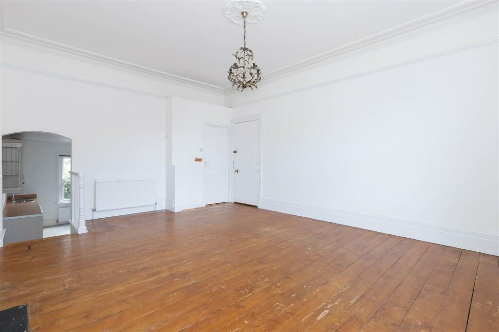 3 38 Grafton Rd_10.JPG