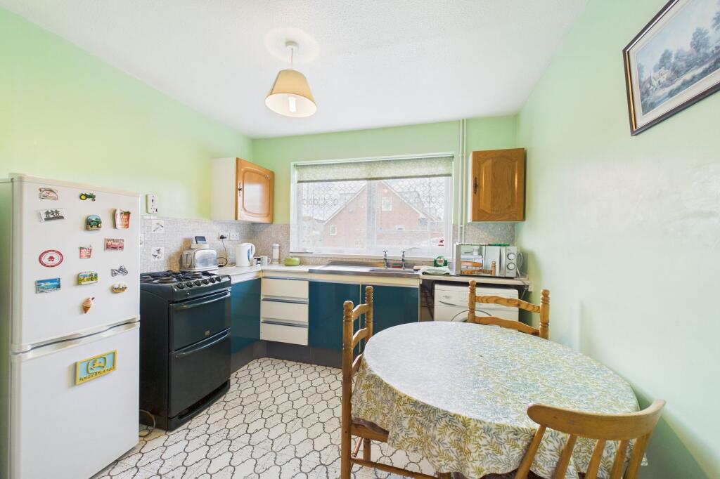 Kitchen / Breakfast Room