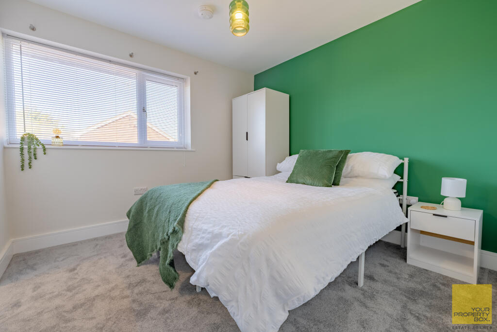 13GreenfordGardens-47