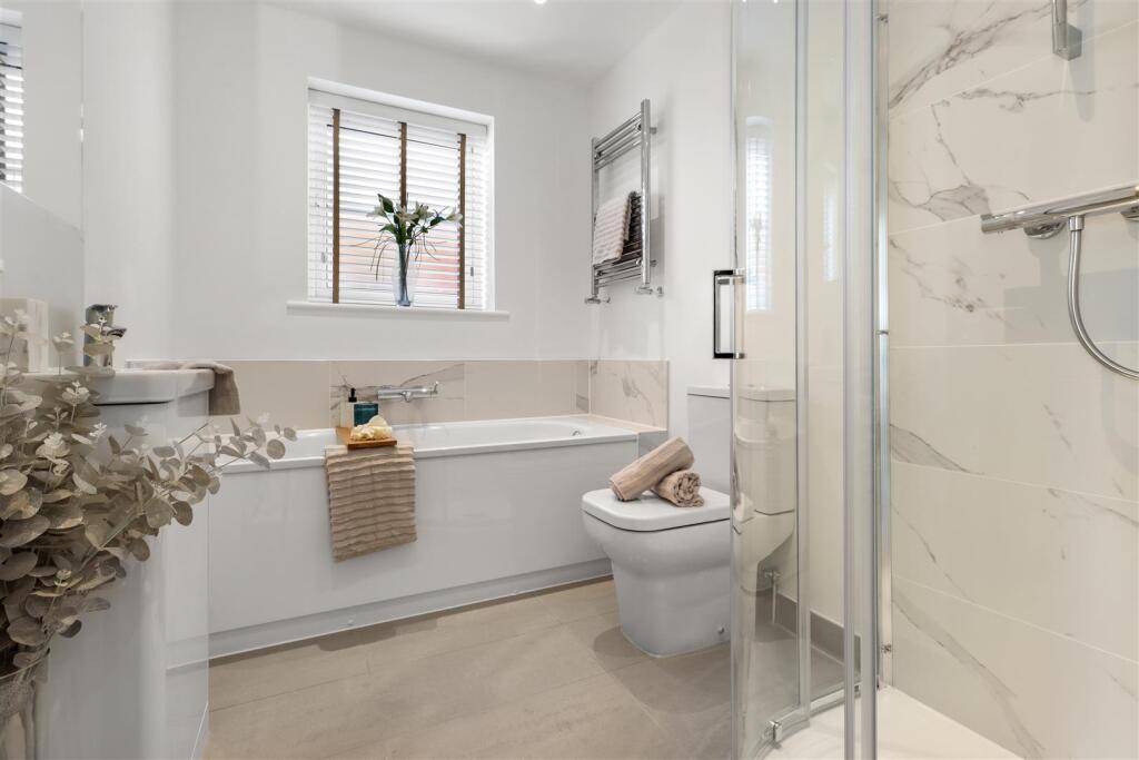 Main Bathroom