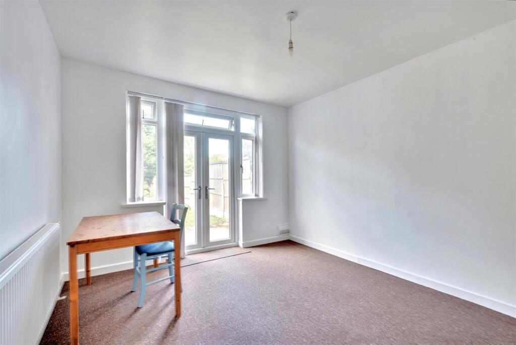Dining Room_2.jpeg