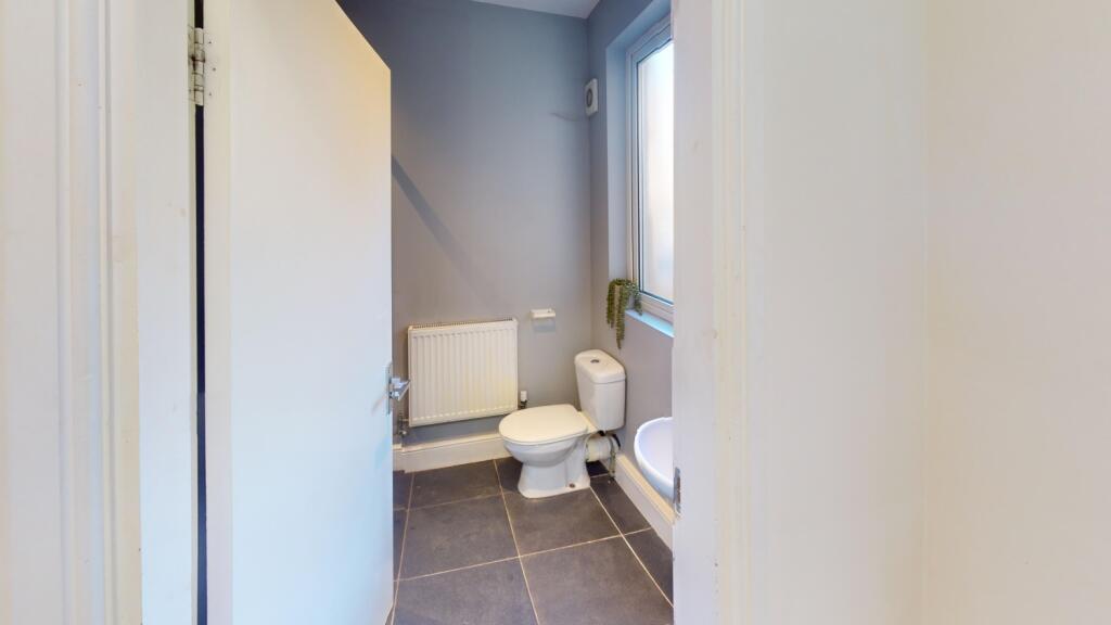 2-Alpha-Terrace-Bathroom 1
